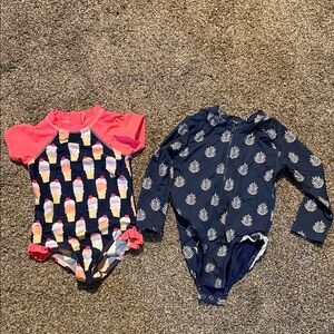 Rash guard style swim suits